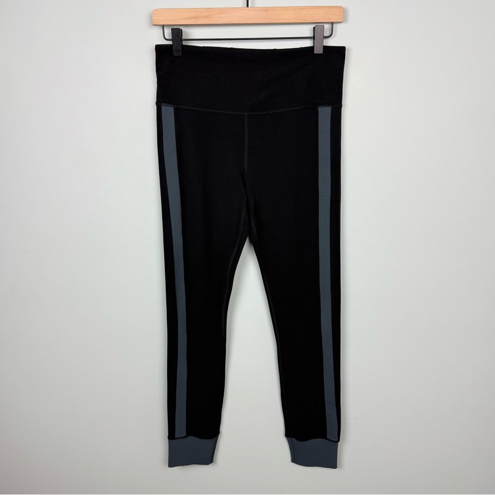 Athleta Elation Rib Trim 7/8 Tight Leggings